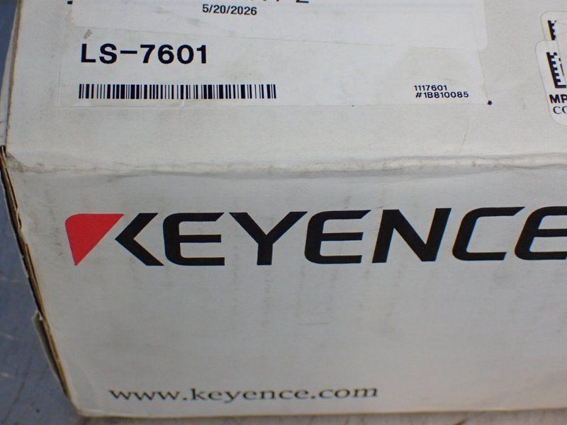 KEYENCE DIGITAL MICROMETER CONTROLLER  -  LS-7601