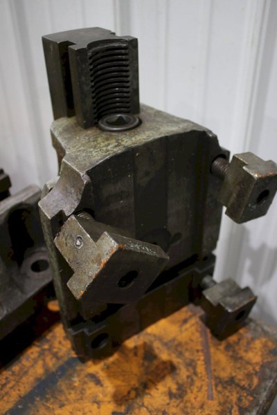 4 HORTON FACE PLATE TYPE CHUCK JAWS: STOCK #75580