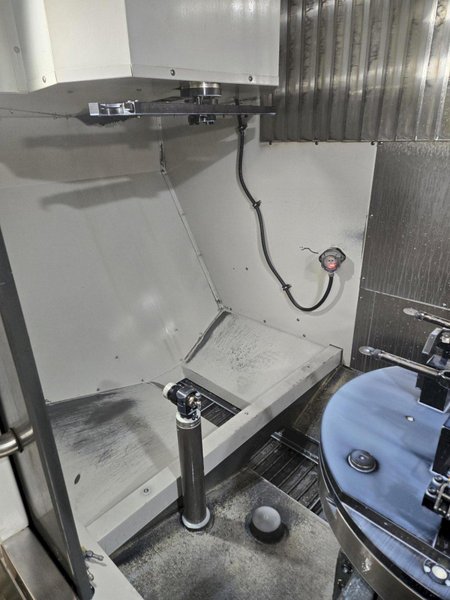 2019 Haas UMC-1000 5-Axis CNC Vertical Machining Center For Sale