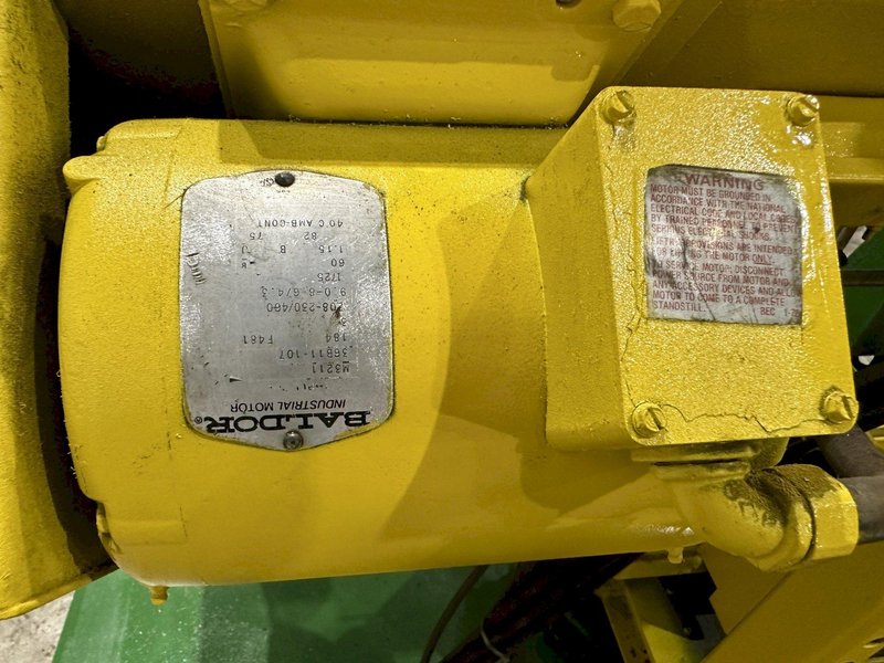 10" X 17" WF WELLS MODEL #W-10-2U AUTOMATIC HORIZONTAL DUAL POST BAND SAW: STOCK #21759