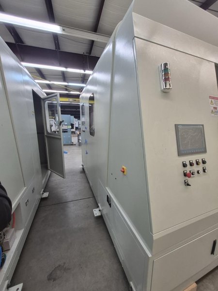 Kingstone Robotic Belt Grinder, 2022 – Dust Collector, FANUC Robot