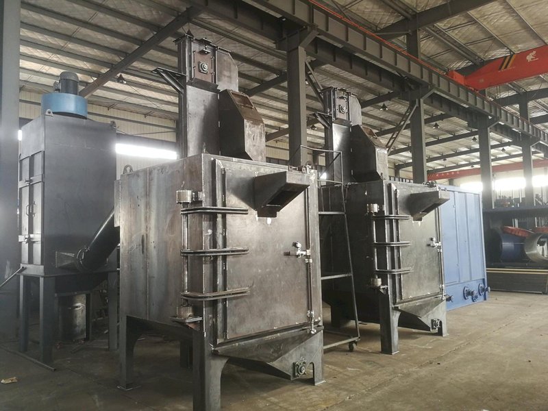 New Automatic Spinner Hanger Single Swing Door Shot Blast Machine