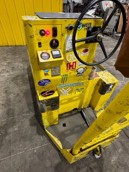 36 VOLT CUSHMAN MODEL 898361 STOCK CHASER/TUGGER CART: YOBRO #24655