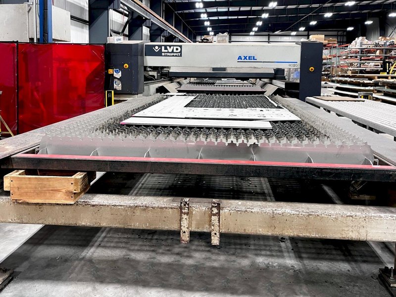 LVD Axel 4020 6KW CO2 Laser