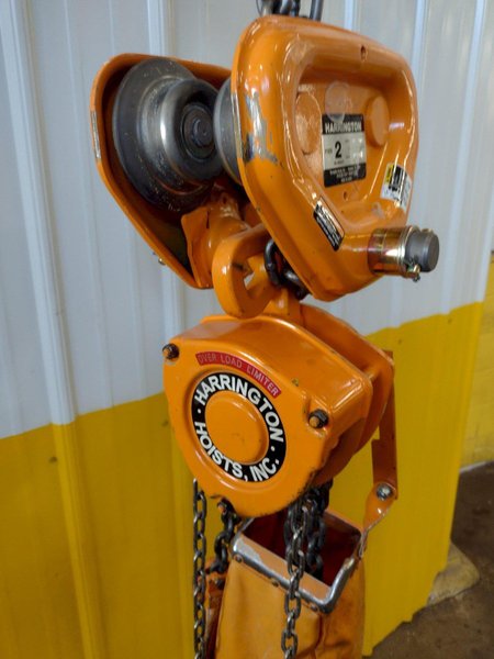 2 TON (4000 LBS)  HOIST WITH MANUAL TROLLEY: STOCK #16533