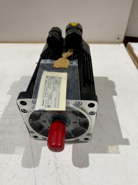 REXROTH SE-B4.090.050-00.018 SERVO MOTOR NEW NO BOX