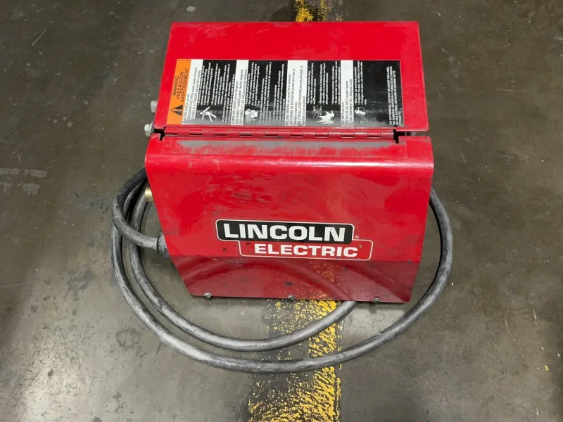 LINCOLN ELECTRIC WIRE FEEDER  -  LF-74