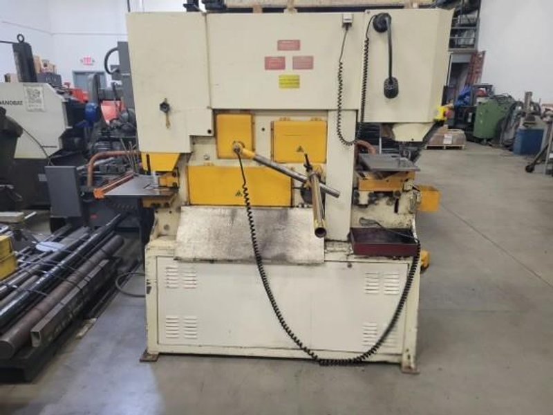 NEW 2000 GEKA HYDRACROP 110S IRONWORKER