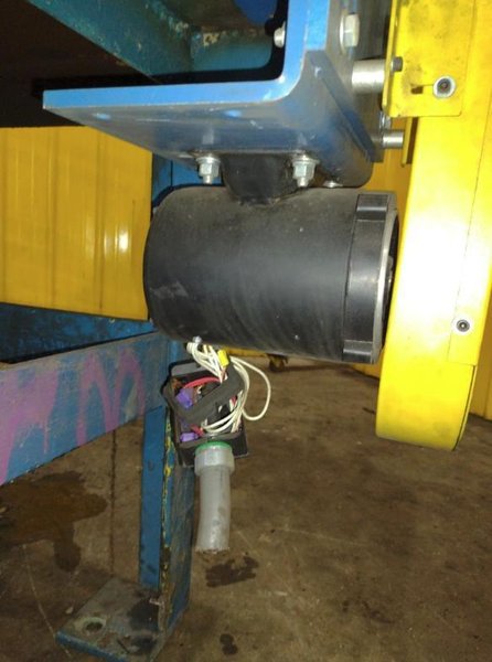 48" X 6" WEAN MOTORIZED SLITTER HEAD FOR SLITTING LINE. STOCK # 0435226