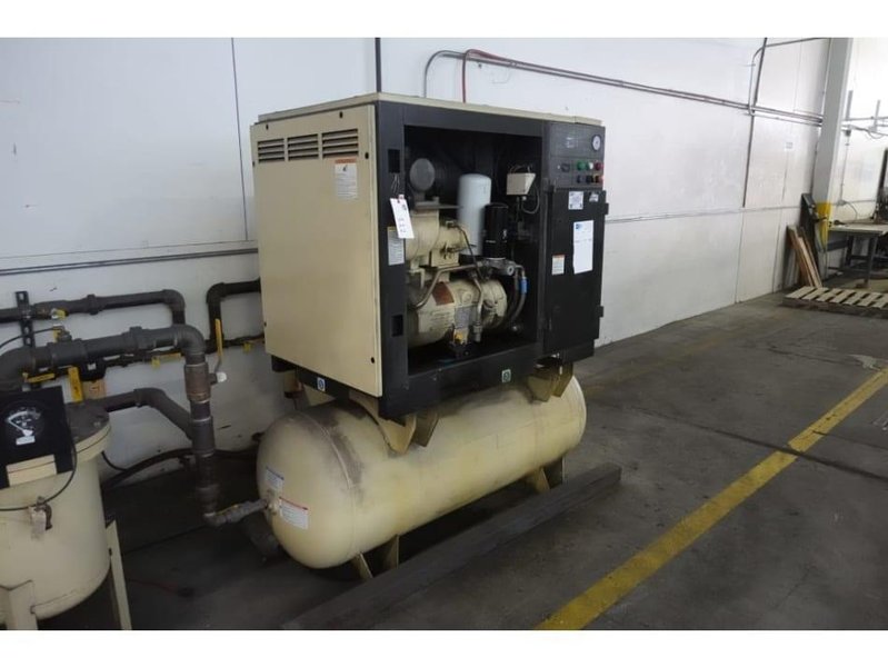 INGERSOL-RAND MODEL #UP6-30-125 ROTARY SCREW AIR COMPRESSOR: YOBRO #25818