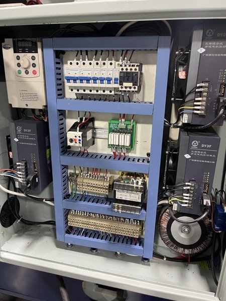 Bolton XQK9630S CNC VMC, 2013 – USB