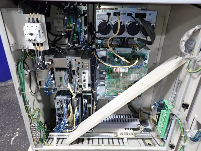Yaskawa Electric Corporation Robot Control - Motoman Dx100