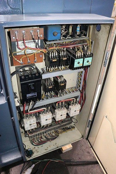 1980’S MAZAK GAP BED LATHE USED