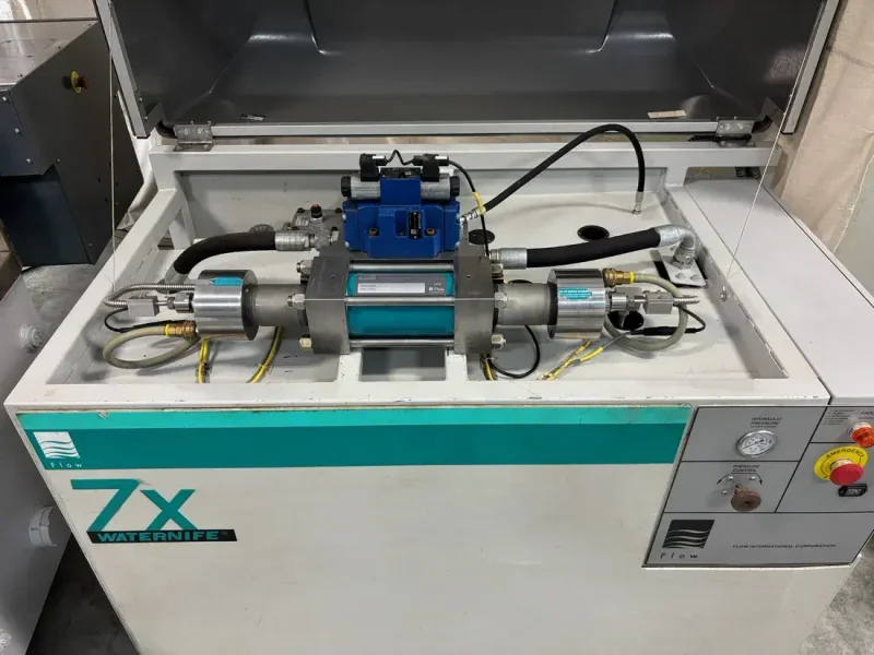 2022 FLOW MACH 100 3020 | Waterjet Cutters