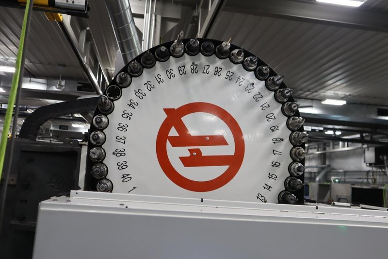 Haas VF-3YT CNC Vertical Machining Center, 40&quot;x26&quot;x25&quot;, CT40, 8,100 RPM, 2-Speed Gearbox, 40 Station ATC,  Probing, Thru Spindle Coolant