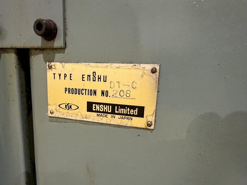 ENSHU MODEL DT-C VERTICAL CNC MACHINING CENTER: STOCK #20283