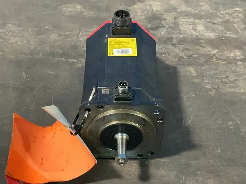 FANUC 3000RPM AC SERVO MOTOR  -  A06B-0238-B605#S037