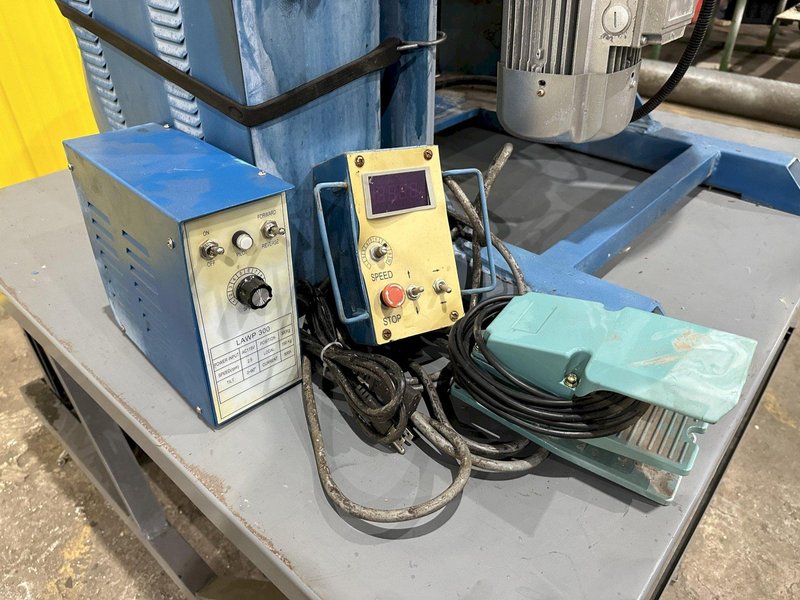 1300 LBS LACROIX MODEL #LAWP600 POWERED WELDING POSITIONER: STOCK #18443
