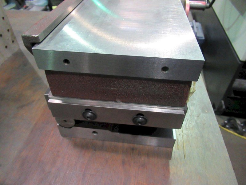 Suburban Tool MC612 FP S2 Magnetic Sine Chuck, 6" x 12"- Auction Item