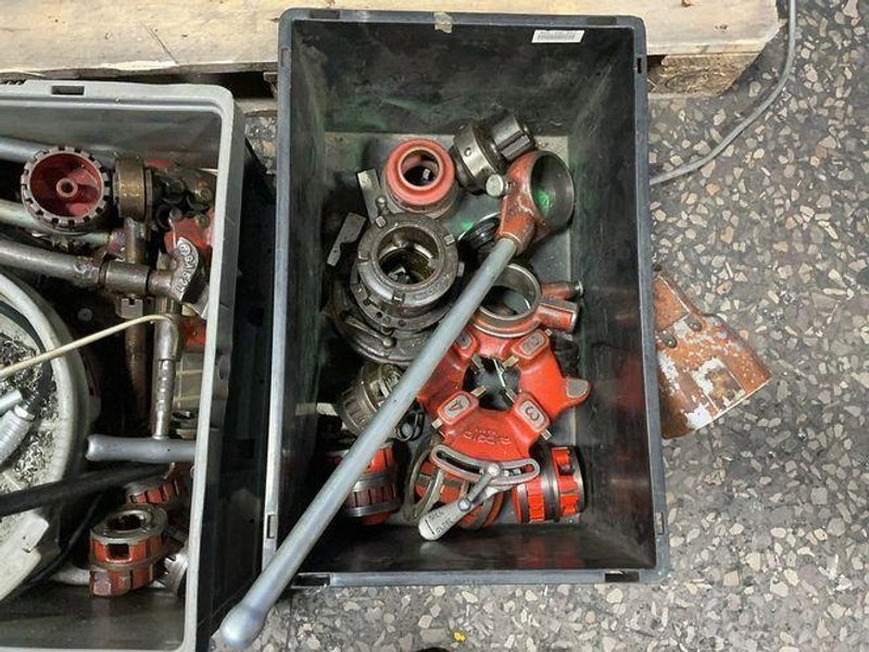 RIGID 2” PIPE THREADING MACHINE  -  RIGID 300