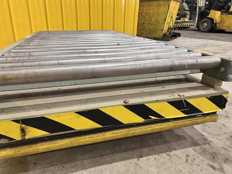 4,000 LB X 72" X 36" SOUTHWORTH MODEL #LS4-36 HYDRALUIC LIFT TABLE WITH ROLLER TOP: STOCK #20909