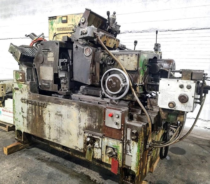 CINCINNATI #220-8 4.75" CENTERLESS GRINDER