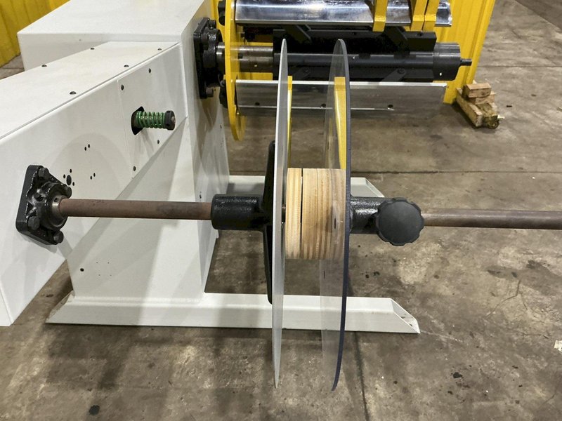 4,500 LB X 24" PA INDUSTRIES MODEL #SRA4524 MOTORIZED UNCOILER COIL REEL : YOBRO #25103