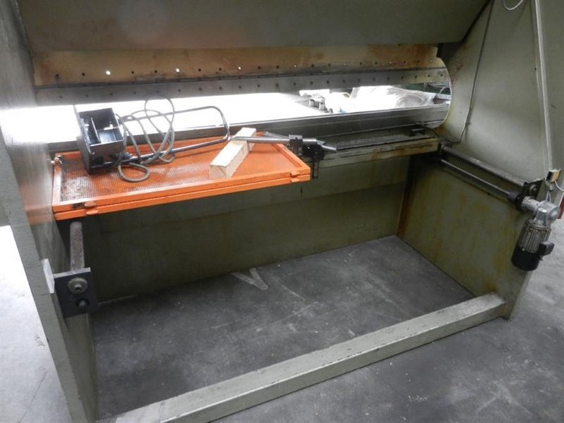 Safan - SK 50 ton x 2550 mm CNC