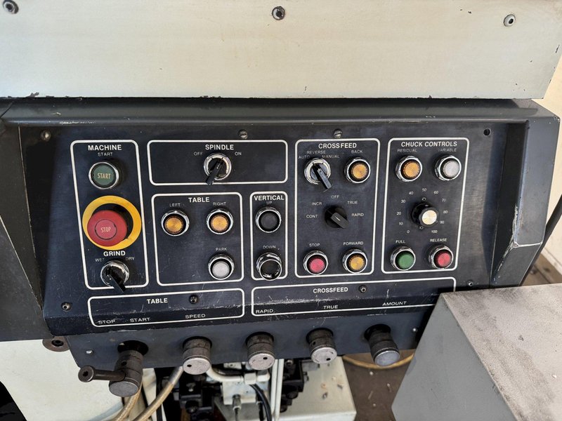 8&quot; X 18&quot; BROWN &amp; SHARPE TECHMASTER 818 SURFACE GRINDER. STOCK # 1114224.