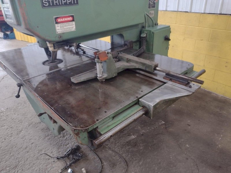 30 TON STRIPPIT MODEL #SUPER 30/30 SINGLE END PUNCH: STOCK 13470