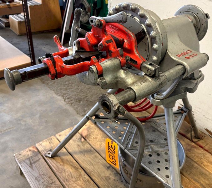 2" RIDGID No. 300, Cutter, Reamer, Stand, Oiler, 1 Phase