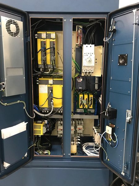 Matsuura H.Plus-300 PC5 300mm HMC, 2018 – 15k RPM, Full 4th, New Spindle, Under Power