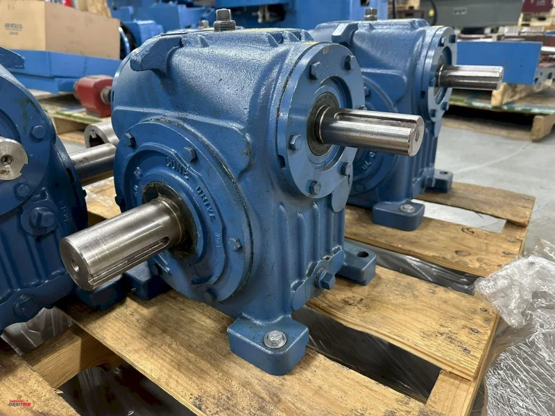 CONEDRIVE NO. H040–4 GEARBOX. STOCK # 0991625