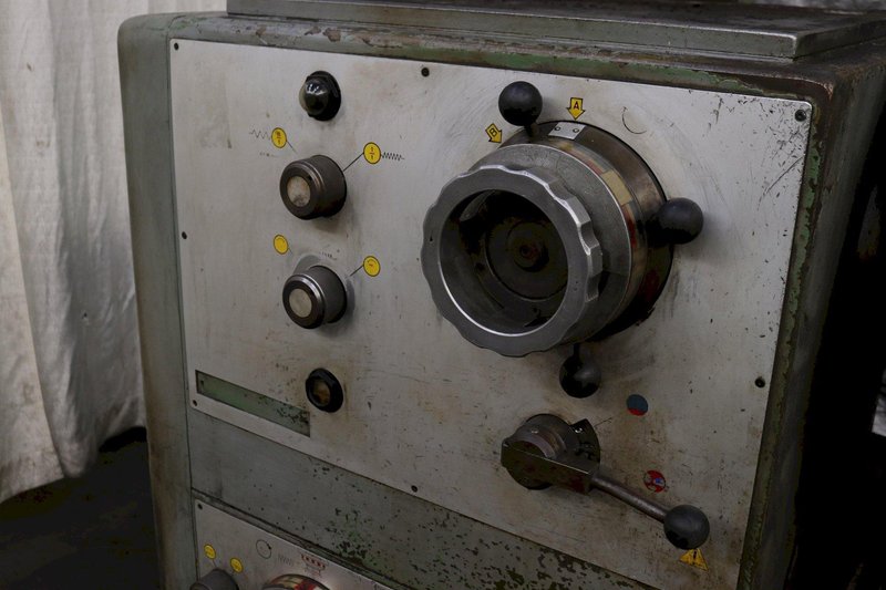 31" X 100" SUMMIT GAP BED ENGINE LATHE: STOCK #73317