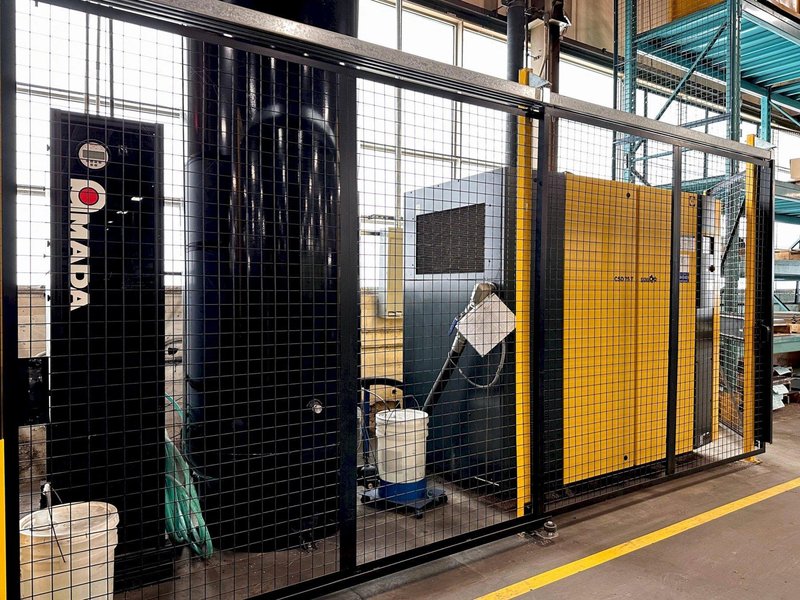 Amada EML2515-AJ 3kW / 33 TNF w/Automation - Accepting Offers