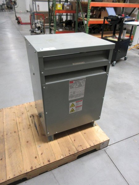 Dayton Dry Type Distribution Transformer 44YV16 - Auction Item