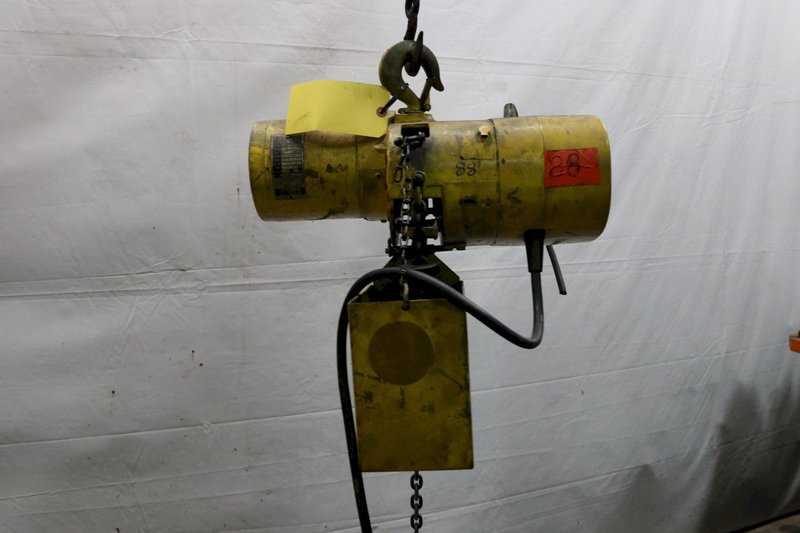 1/4 TON BUDGIT ELECTRIC POWERED CHAIN HOIST: STOCK #12001