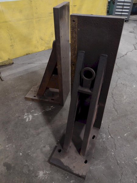 (2) 26&quot;L x 16&quot;W x 52&quot;H SET OF 2 STEEL ANGLE PLATES: STOCK 17141