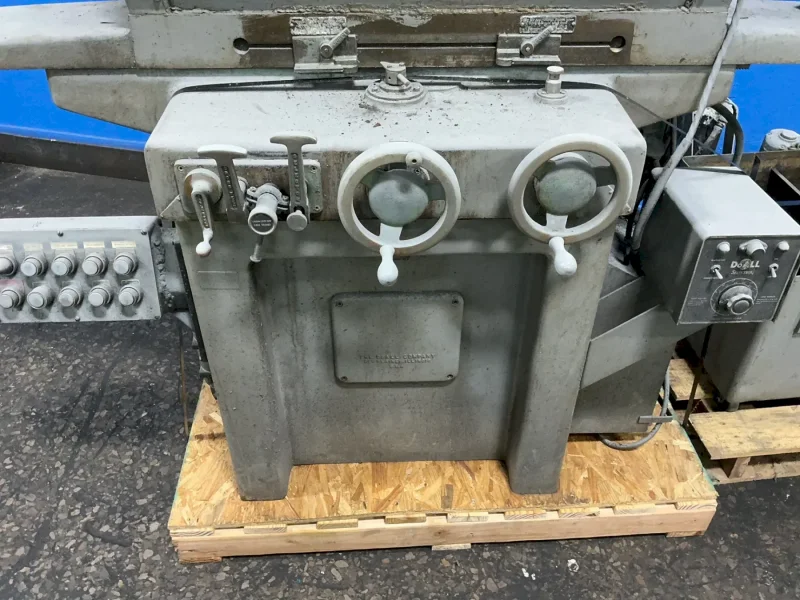 DOALL 6” X 1” SURFACE GRINDER  -  D618-7