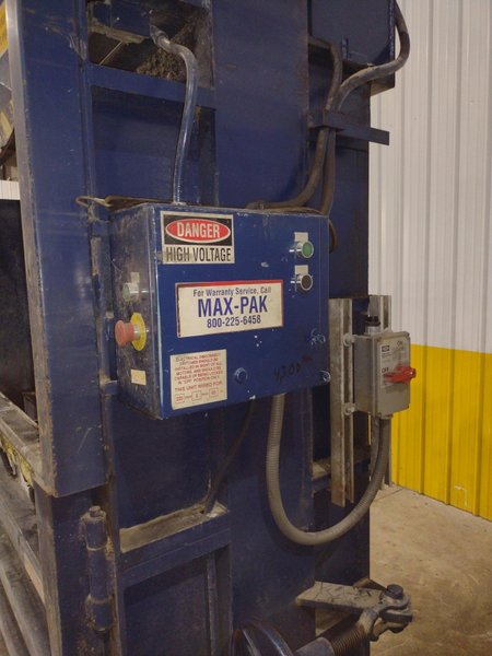 60&quot; X 48&quot; X 30&quot; MAX-PAK MODEL #MP-60-E VERTICAL HYDRAULIC CARDBOARD BALER: STOCK #23656