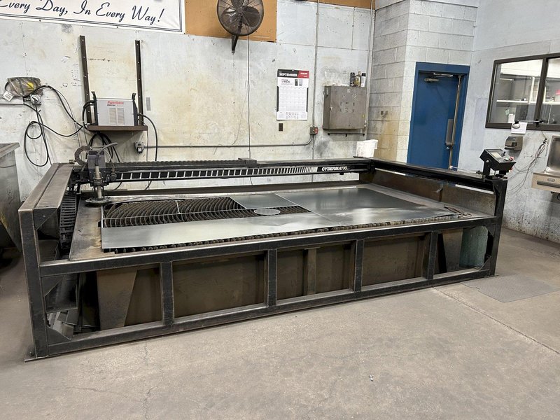Cybermation Model 700-A Plasma Cutting Table and controls. 5&#039;X10&#039;