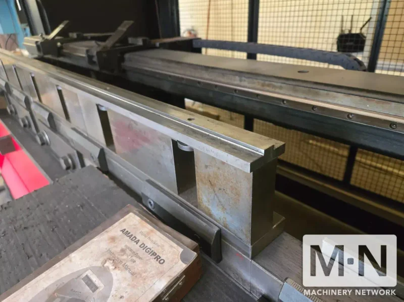 143 Ton 10' Amada HDS-1303NT CNC Hydraulic Press Brake, 2011 w/ Back Gauge