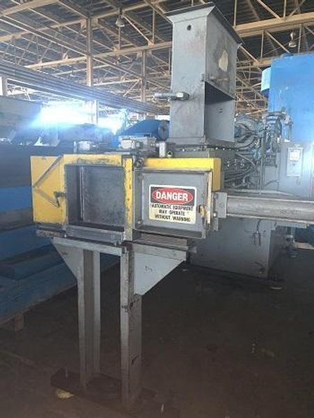 12' X 12" LOGEMAN MDL# 1212 HYDRAULIC SCRAP BALER