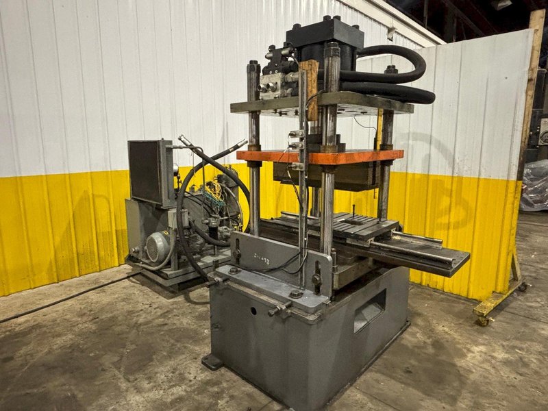 100 TON ROLLFORM INC HYDRAULIC 4 POST CUTOFF &amp; POWER UNIT, 12&quot; STROKE: YOBRO #24328