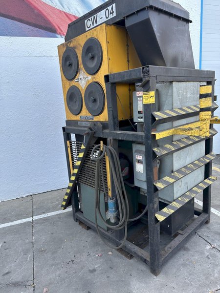 PLYMOVENT MODEL BM-4 PORTABLE DUST COLLECTOR: STOCK #76869