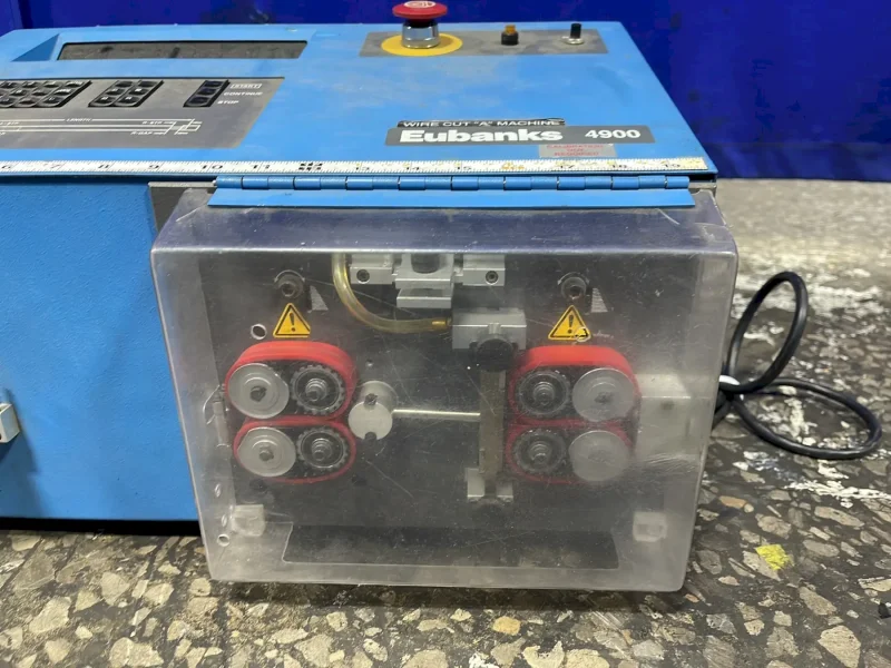 EUBANKS AUTOMATIC WIRE CUTTER AND STRIPPER  -  4900-01E