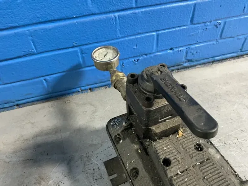 Enerpac Hydraulic Pump - Pamg3402nb