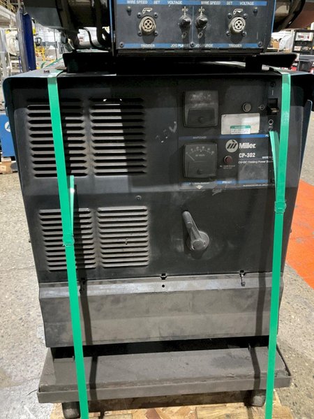 MILLER CP-302 WELDER W 60SERIES WIRE FEEDER USED