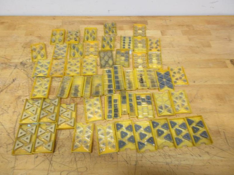 Kennametal Carbide Turning Inserts, Many Types, Facing, Boring, Parting, Grooving- Auction Item