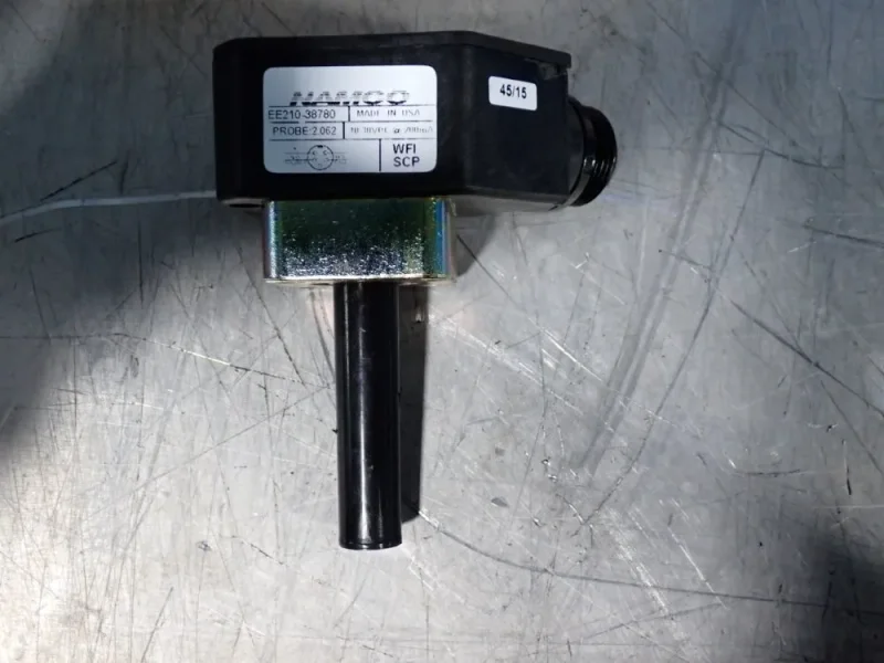 NAMCO CONTROLS 3000 PSI CYLINDICATOR PROXIMITY SENSOR  -  EE210-38780